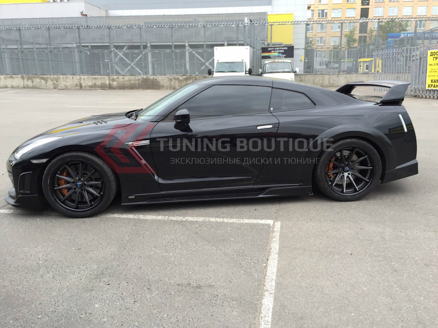 Nissan GTR на 20" дисках Rohana RC10 Matte Graphite фото 3